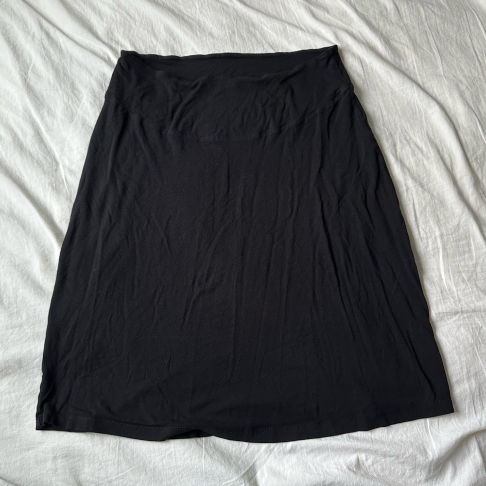 Isabella Oliver Chic Maternity Black Skirt